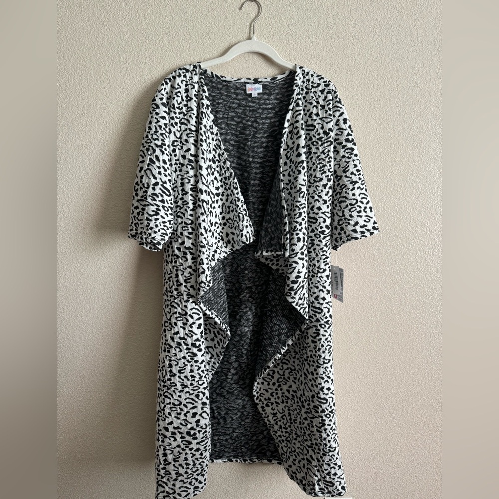 LuLaRoe Shirley Kimono | S